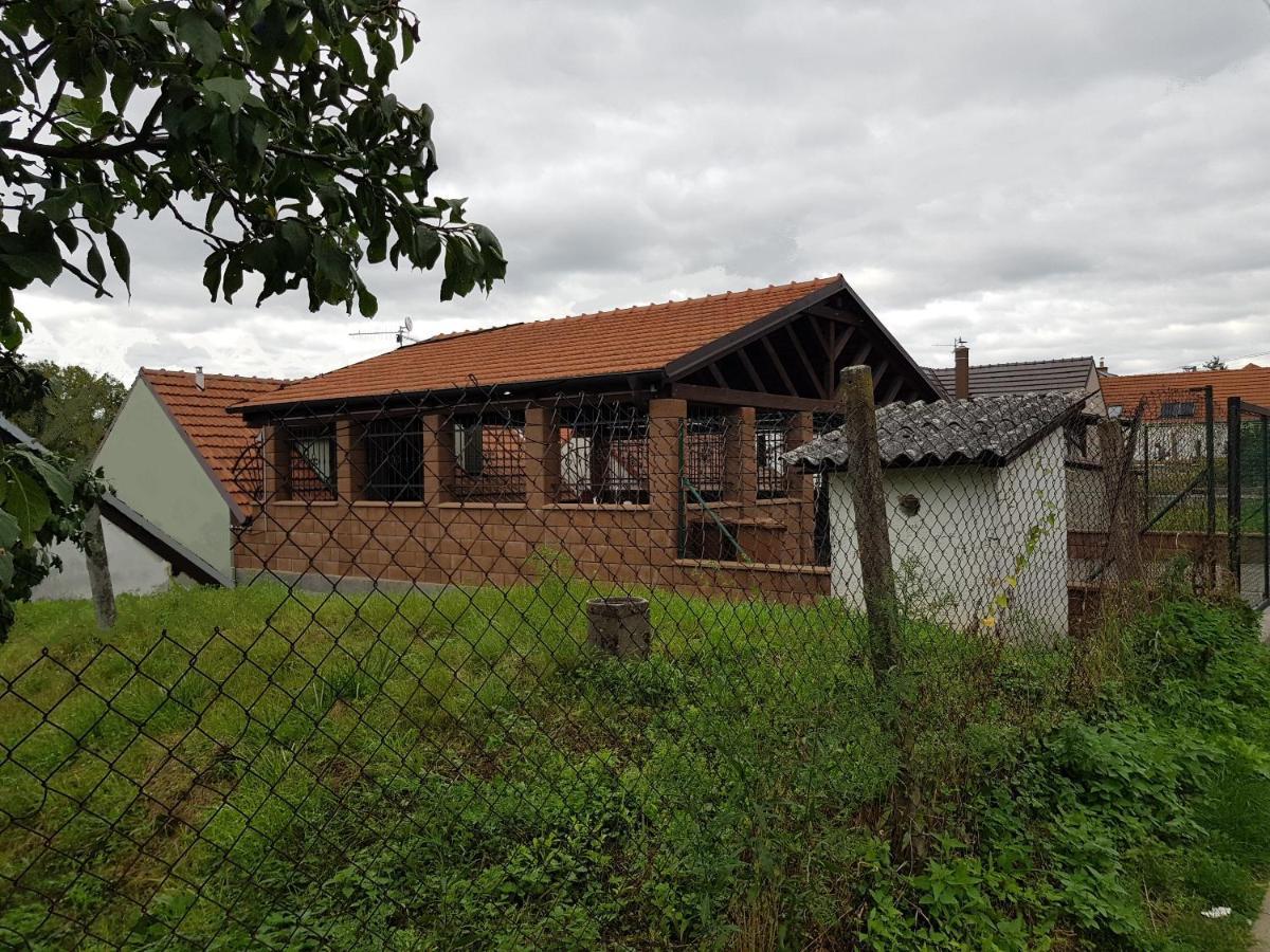 Sklep U Cejku Villa Mutěnice Eksteriør billede